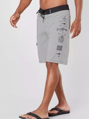 Affliction Men's Board shorts 36”